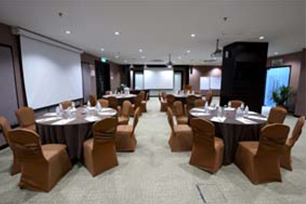 Banquet Hall 1-1