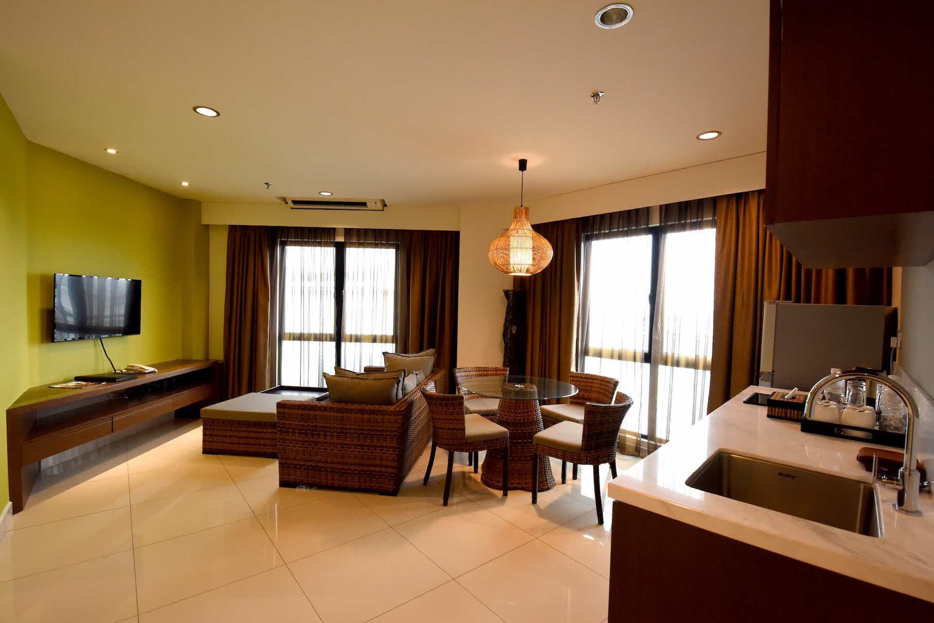 Premier-Suite_3-1